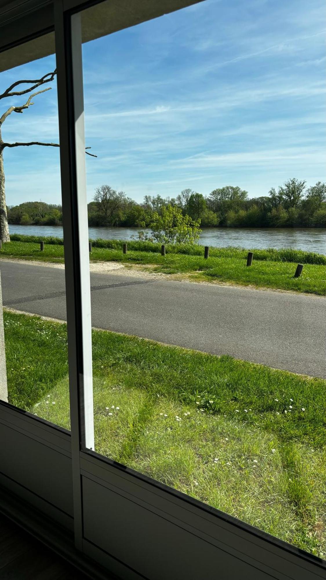 Studio Vue Sur Loire Beaugency Exterior foto